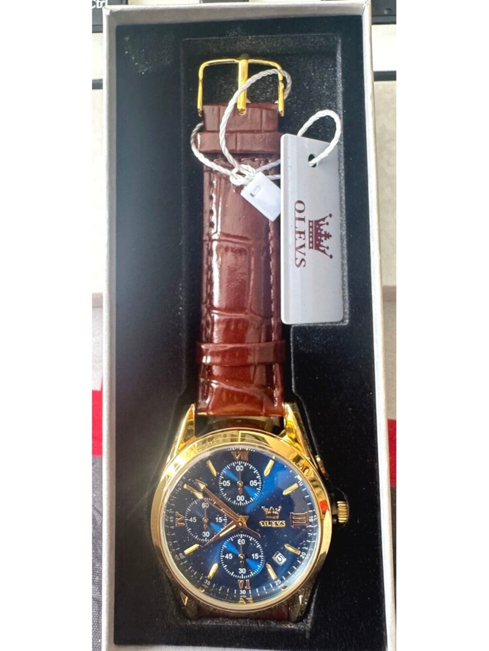 Mens Watches OLEVS Quartz Men Watch Leather Strap Calendar Wristwatch New in Box